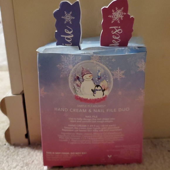 Hand Cream / Nail File Duo - Picture 2 of 2